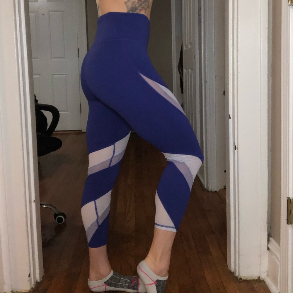 Fabletics 7/8 leggings